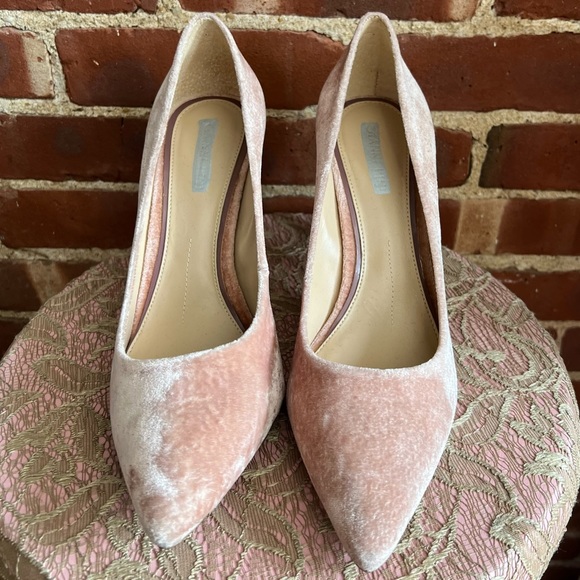 SOLD 🩷 BARBIE pink pumps 🩷 - Picture 4 of 7